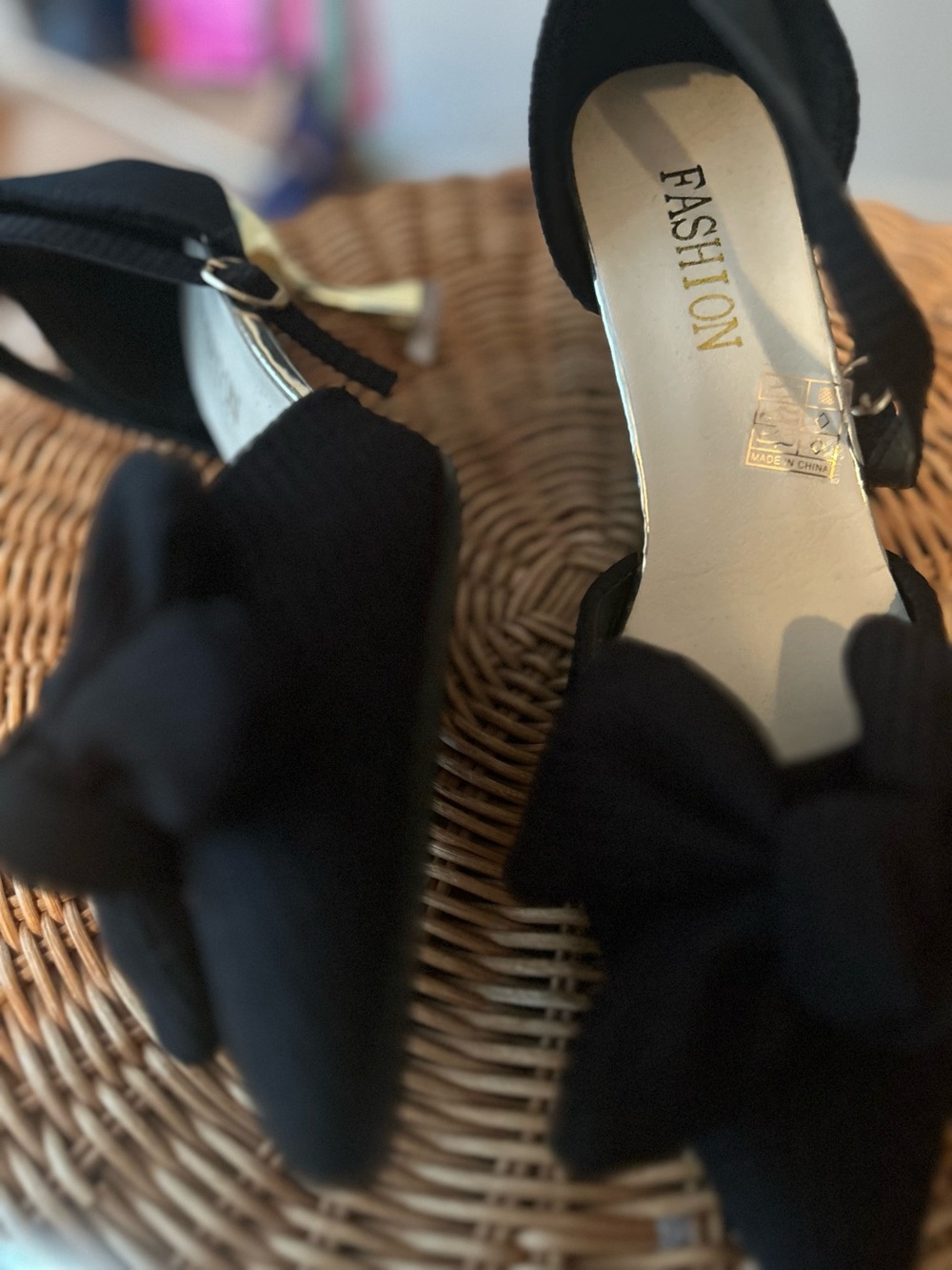 Bow detail heels - Picture 4 of 9